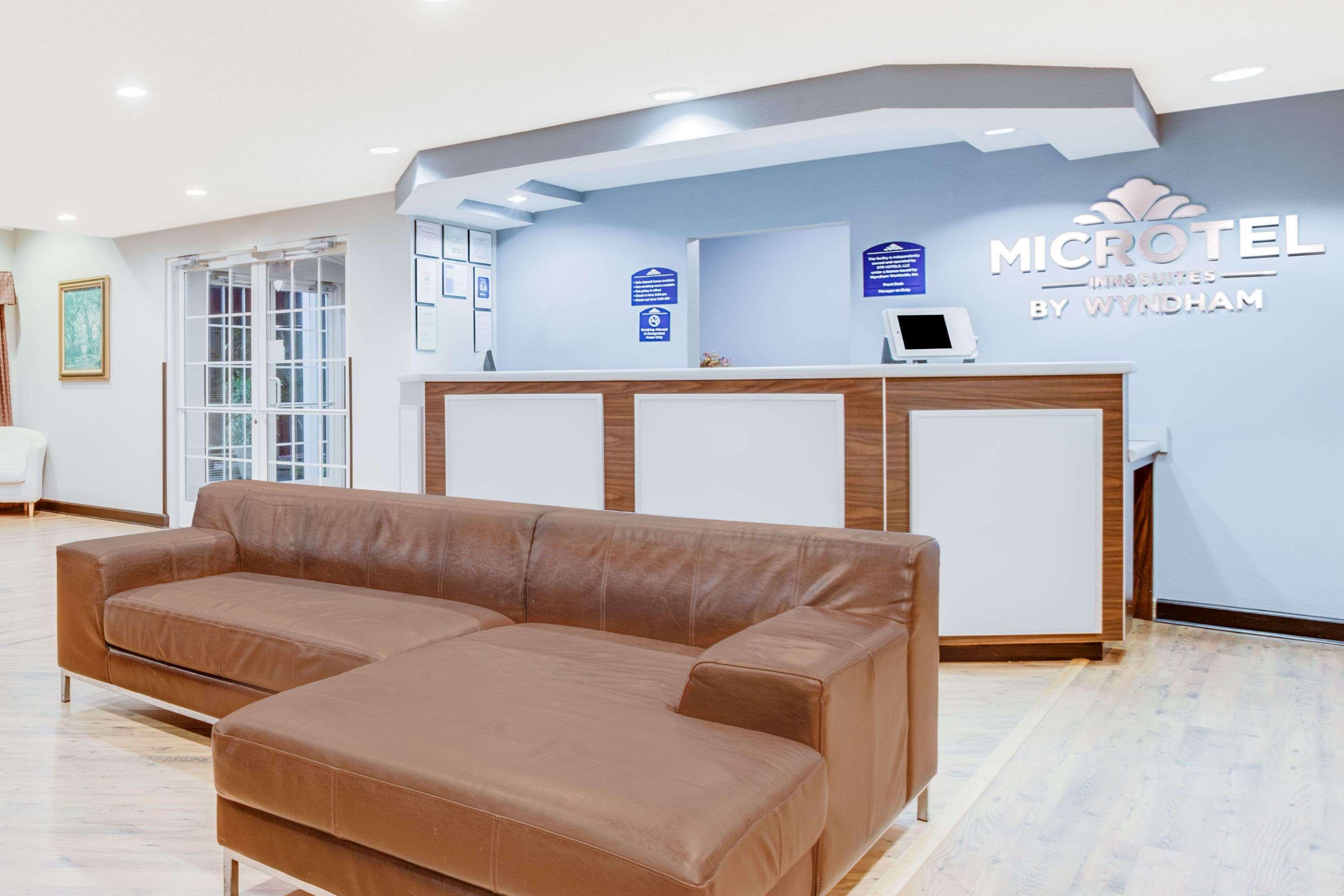 Microtel Inn & Suites Columbus North Eksteriør bilde