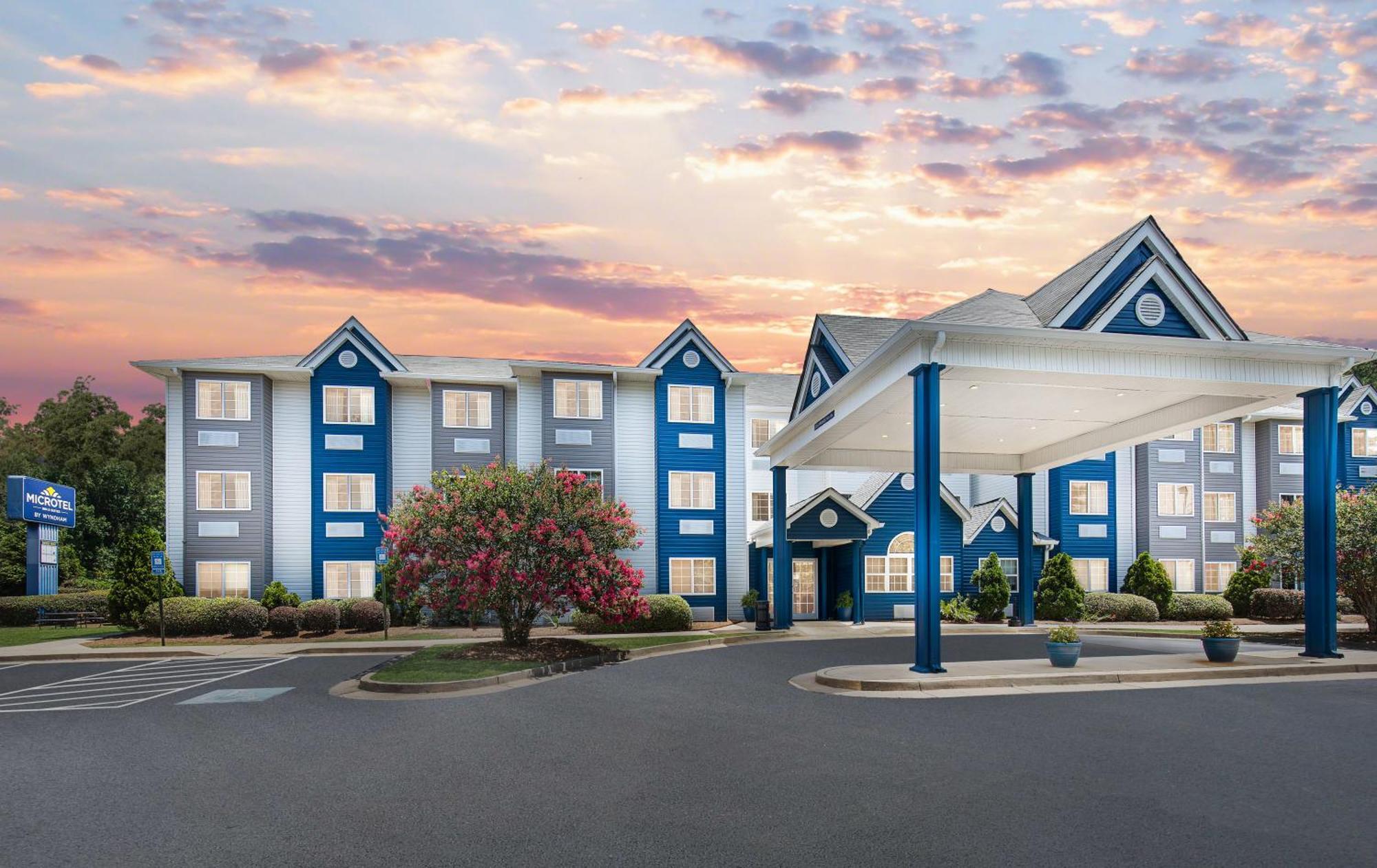Microtel Inn & Suites Columbus North Eksteriør bilde