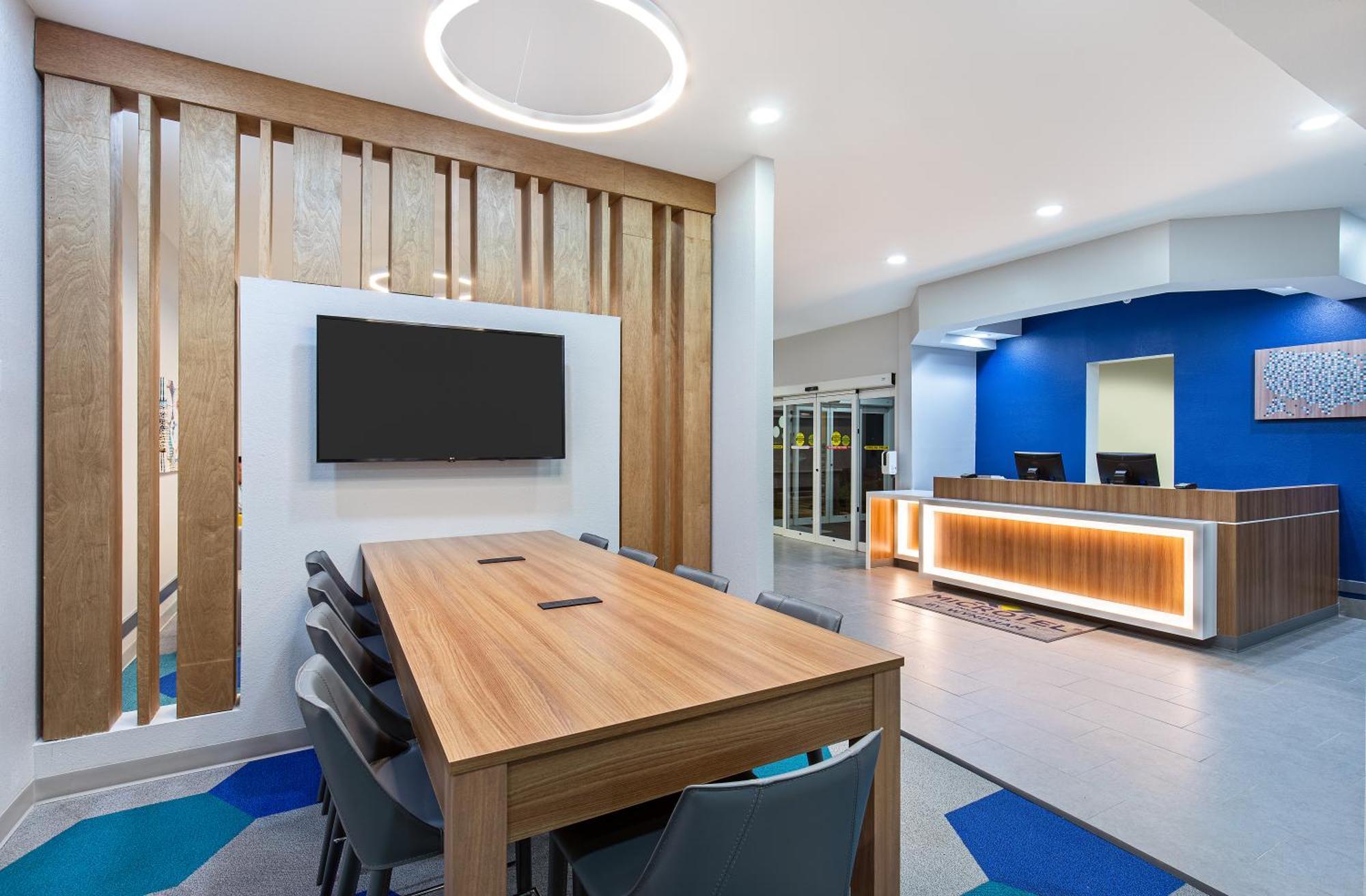 Microtel Inn & Suites Columbus North Eksteriør bilde