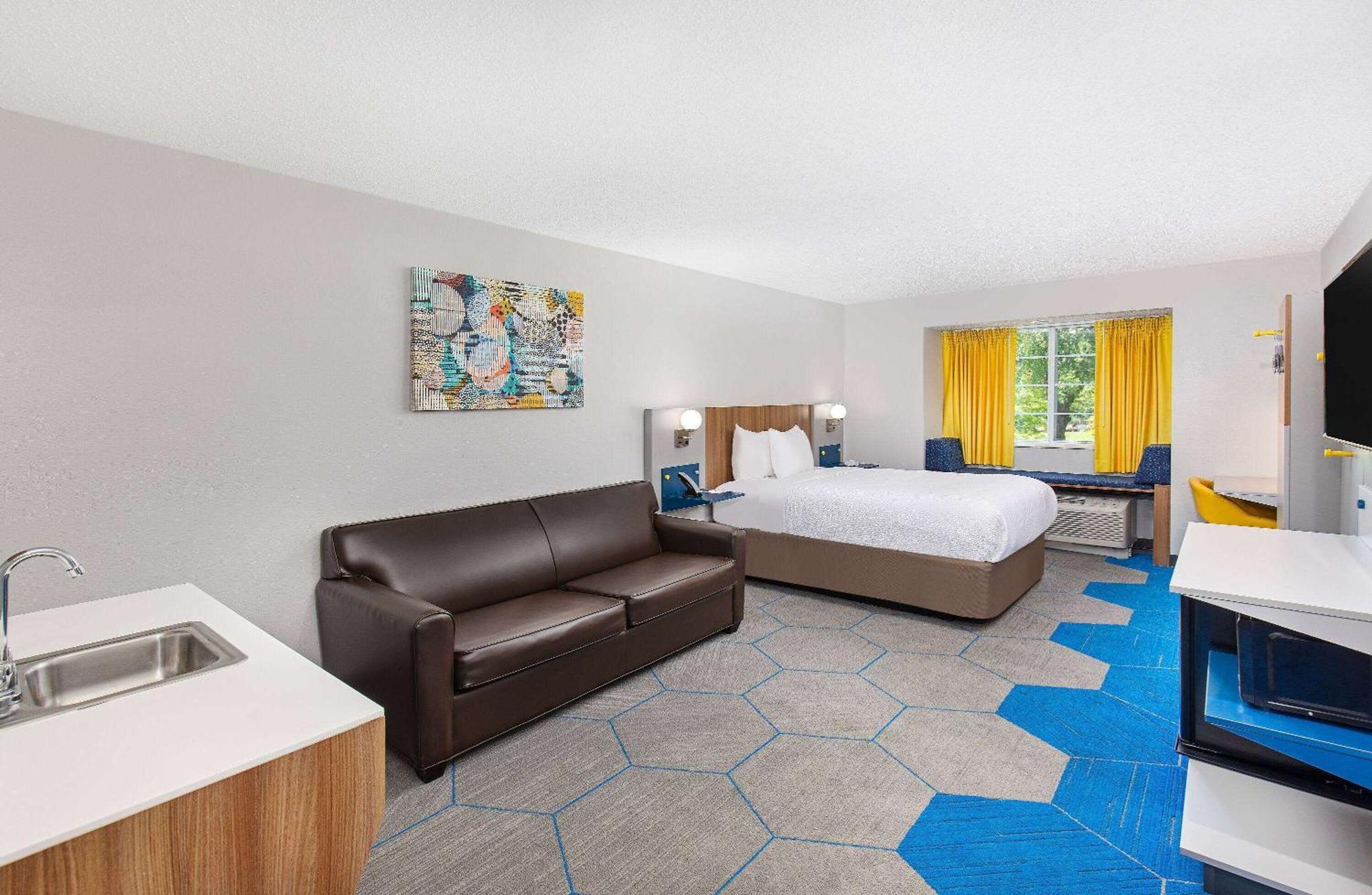 Microtel Inn & Suites Columbus North Eksteriør bilde