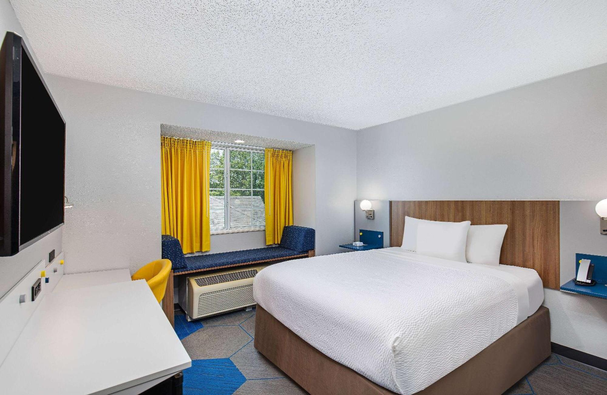 Microtel Inn & Suites Columbus North Eksteriør bilde